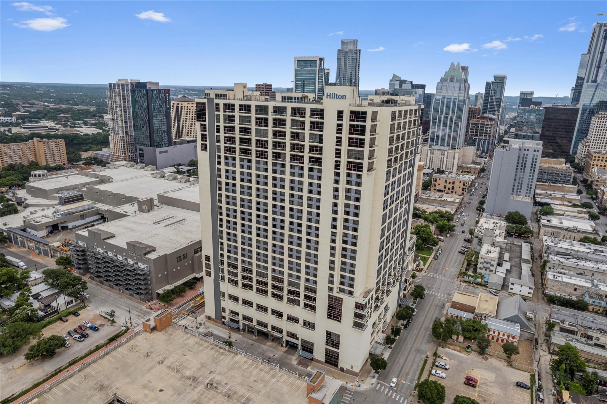555 E 5th St # 825, Austin, TX 78701