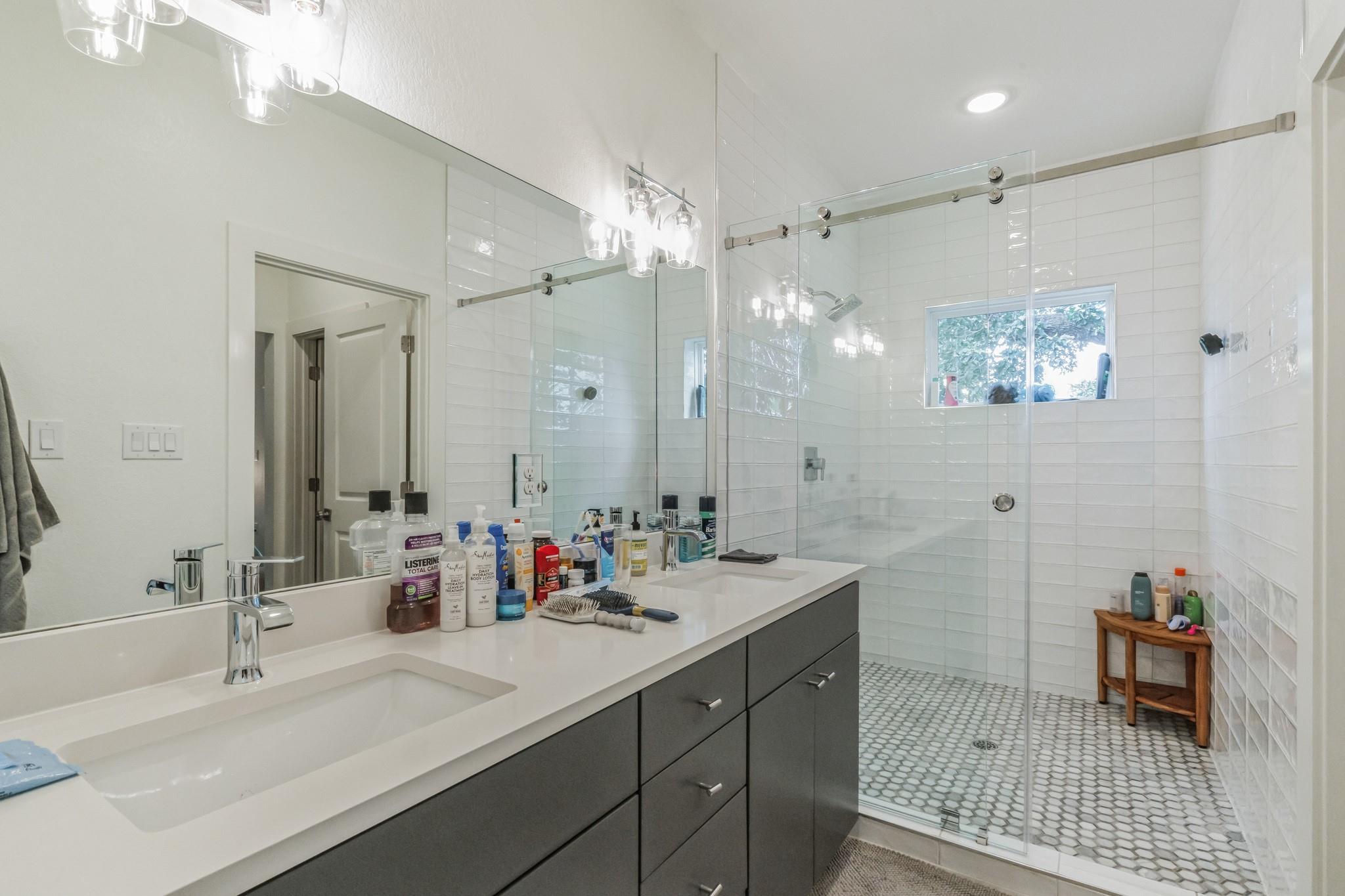 5816 Sutherlin Rd # 15, Austin, TX 78723