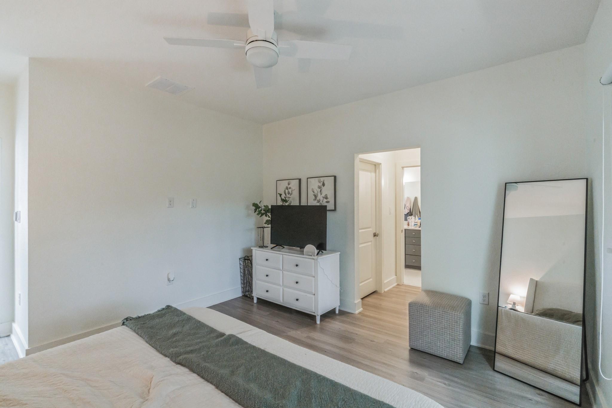 5816 Sutherlin Rd # 15, Austin, TX 78723