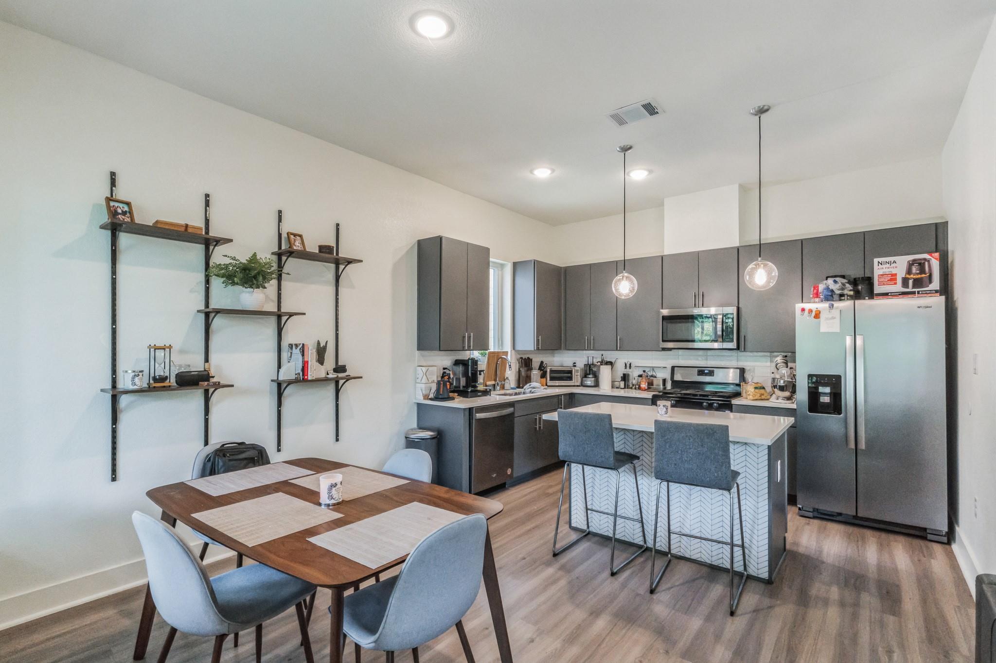 5816 Sutherlin Rd # 15, Austin, TX 78723