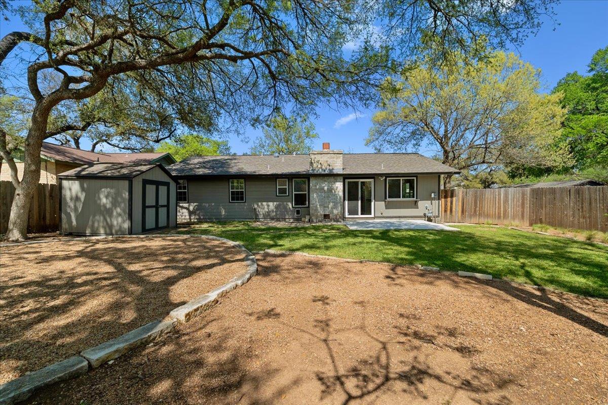2501 REDLEAF Ln, Austin, TX 78745