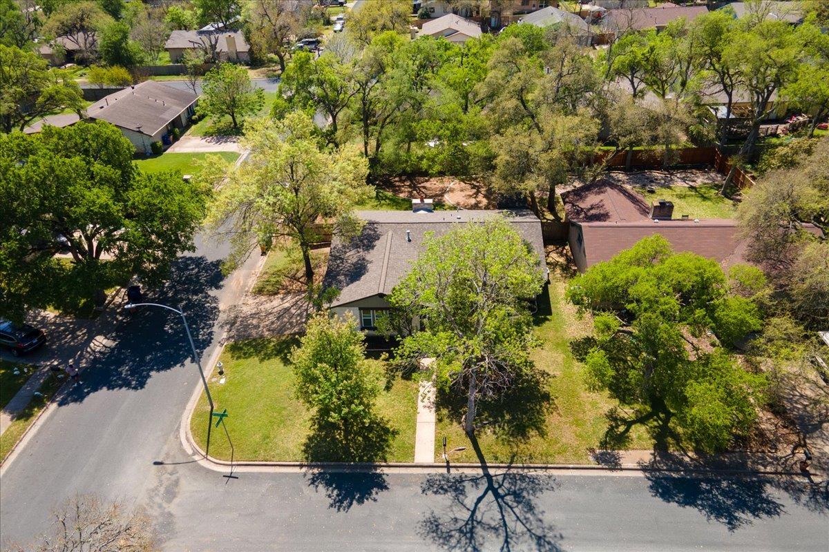 2501 REDLEAF Ln, Austin, TX 78745