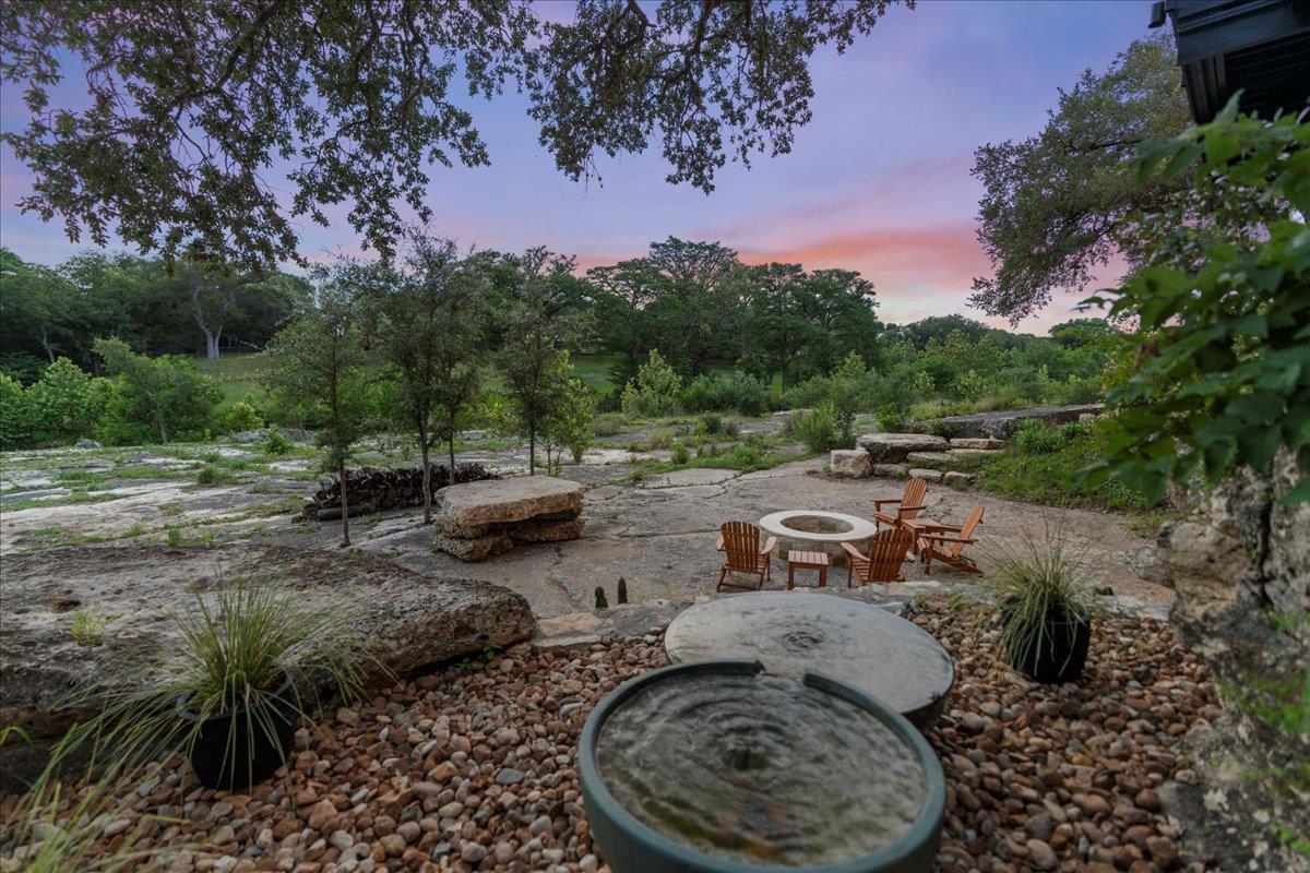 202 Hub Dr, Wimberley, TX 78676