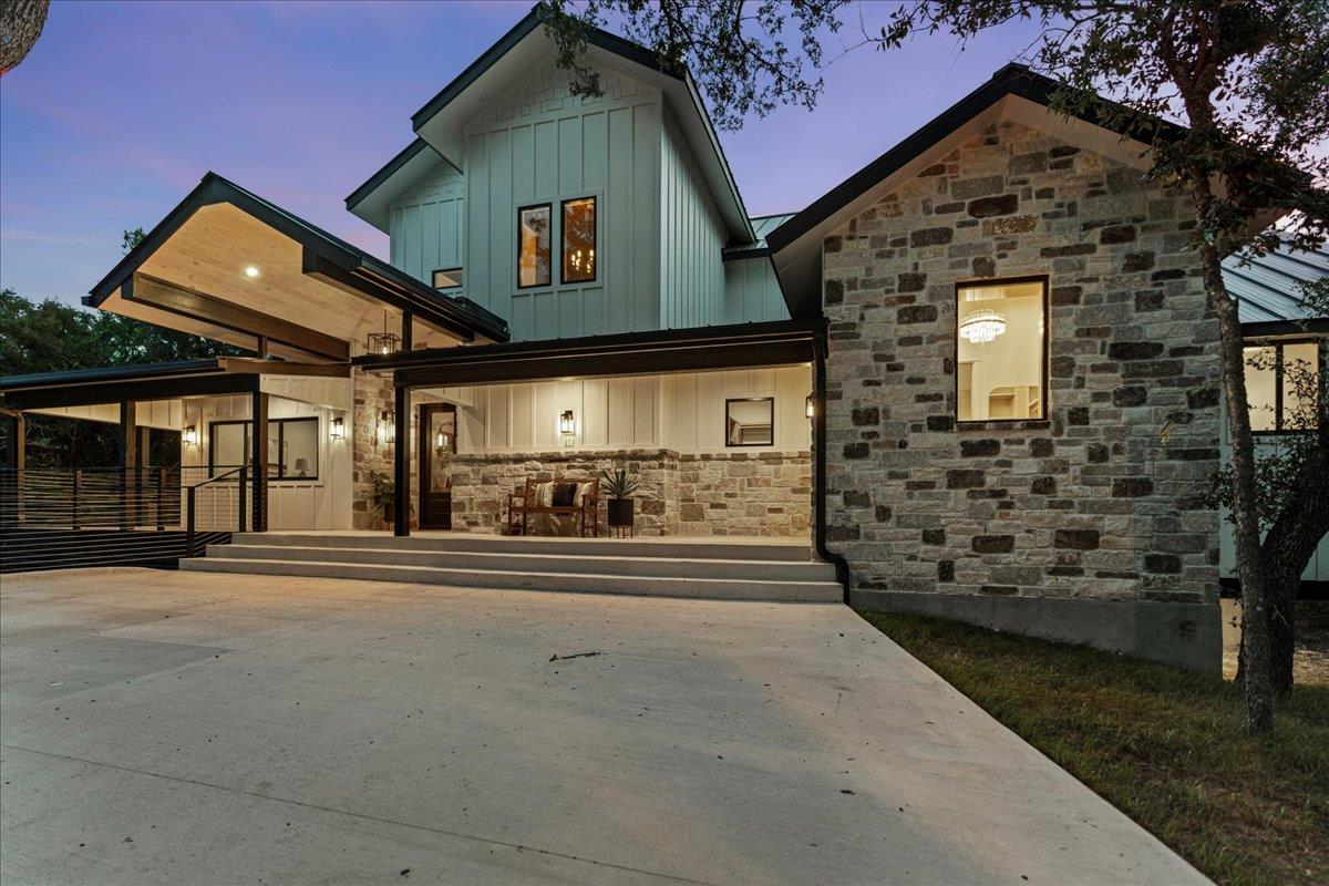 202 Hub Dr, Wimberley, TX 78676
