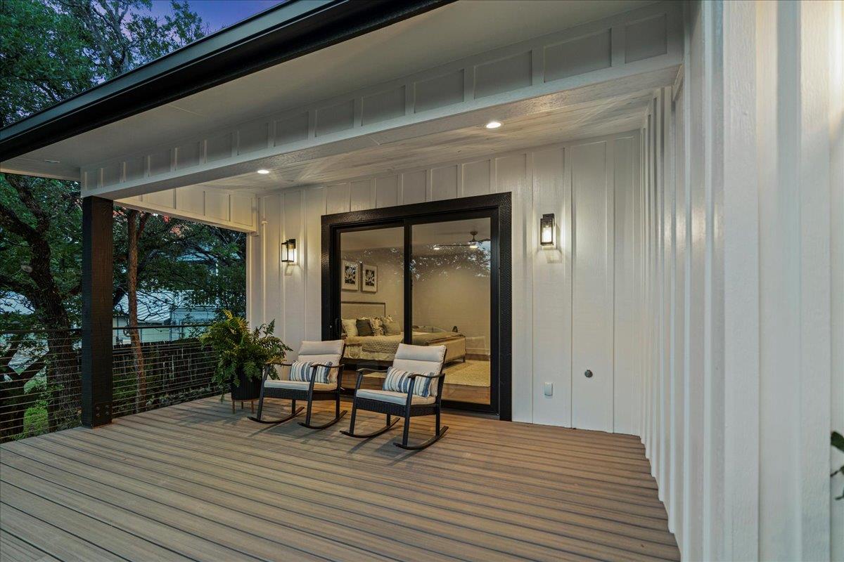 202 Hub Dr, Wimberley, TX 78676