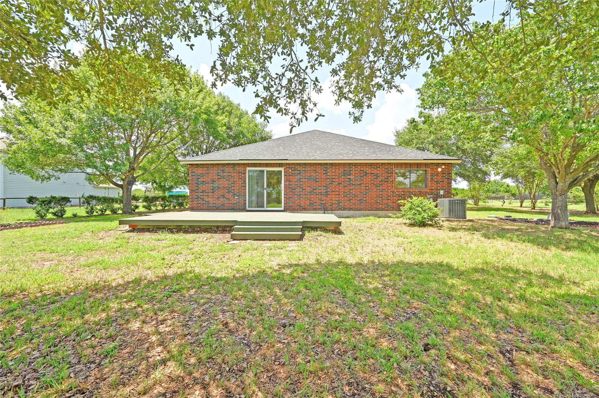 7065 Wheatfield Way, Kyle, TX 78640
