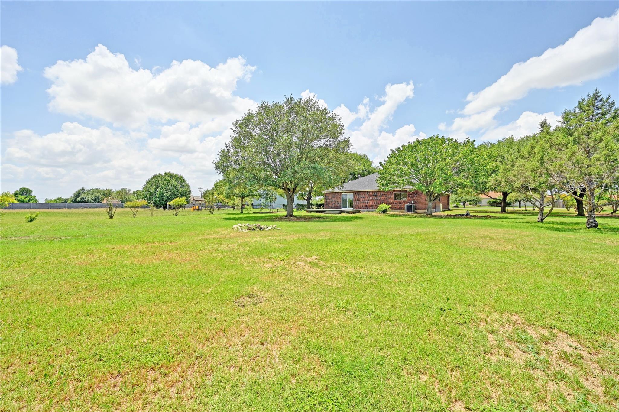 7065 Wheatfield Way, Kyle, TX 78640