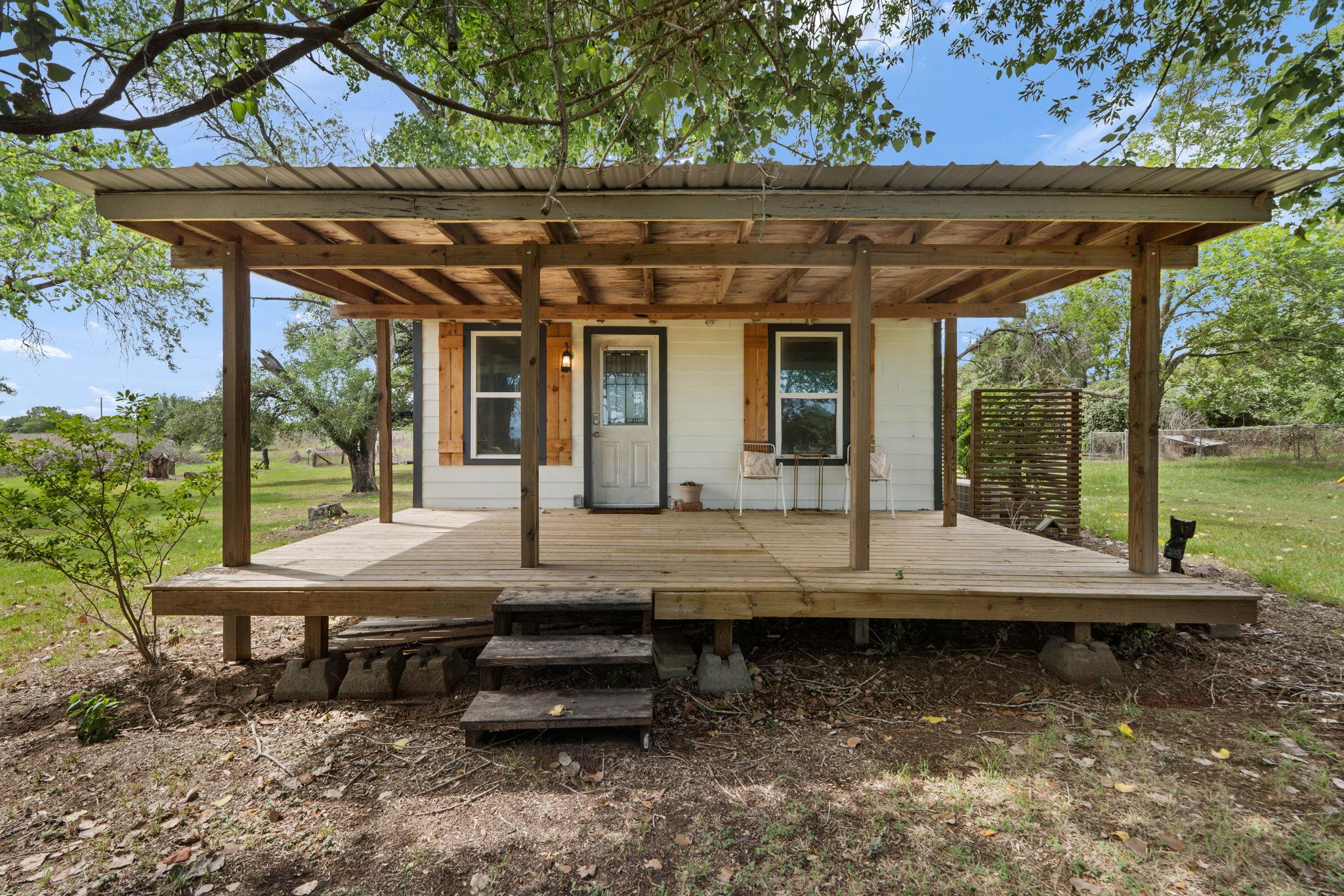 10843 Us Highway 90 W, Harwood, TX 78632
