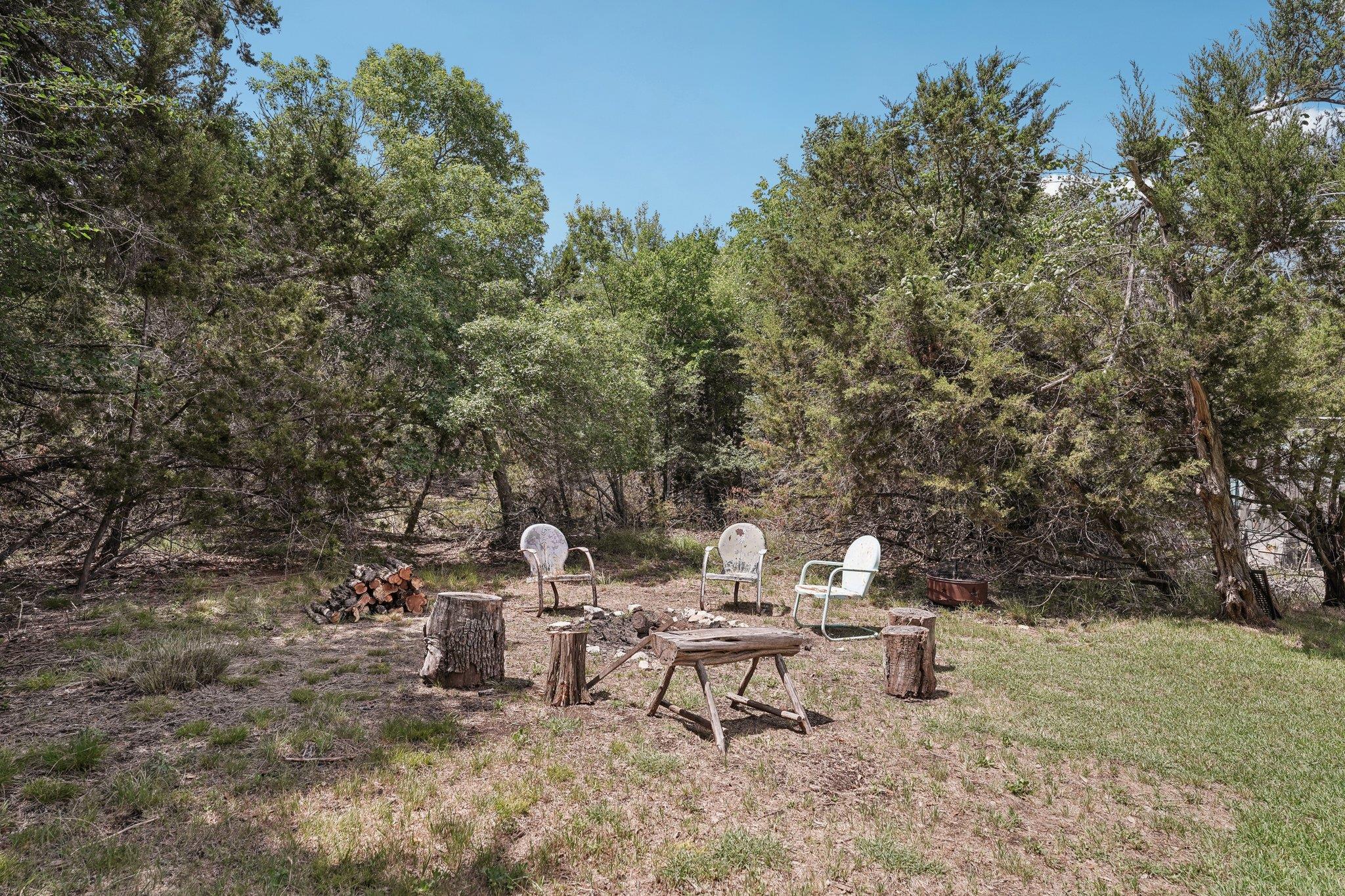 360 Little Barton Dr, Dripping Springs, TX 78620