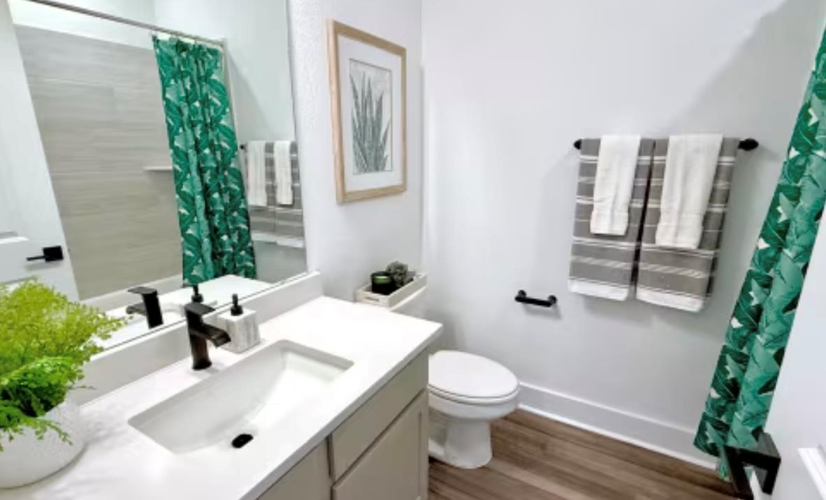 131 Sincere Dr, Kyle, TX 78640