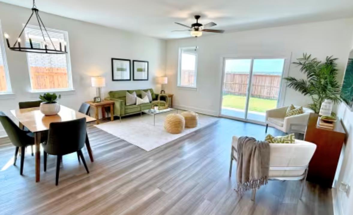 131 Sincere Dr, Kyle, TX 78640