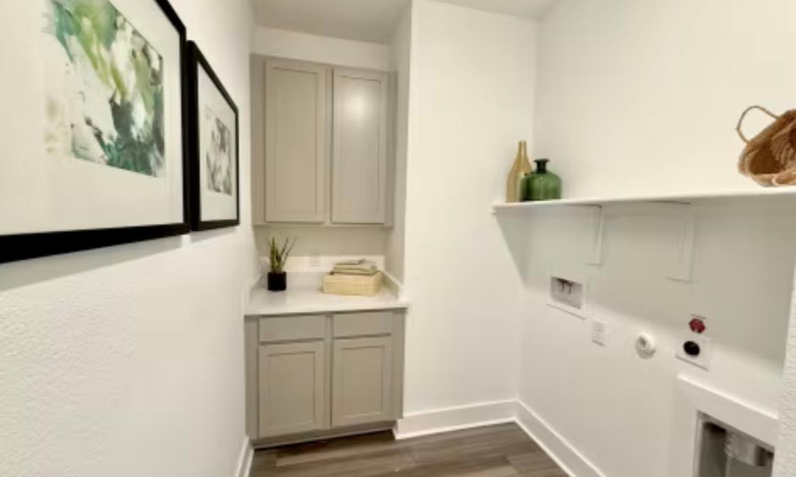 131 Sincere Dr, Kyle, TX 78640