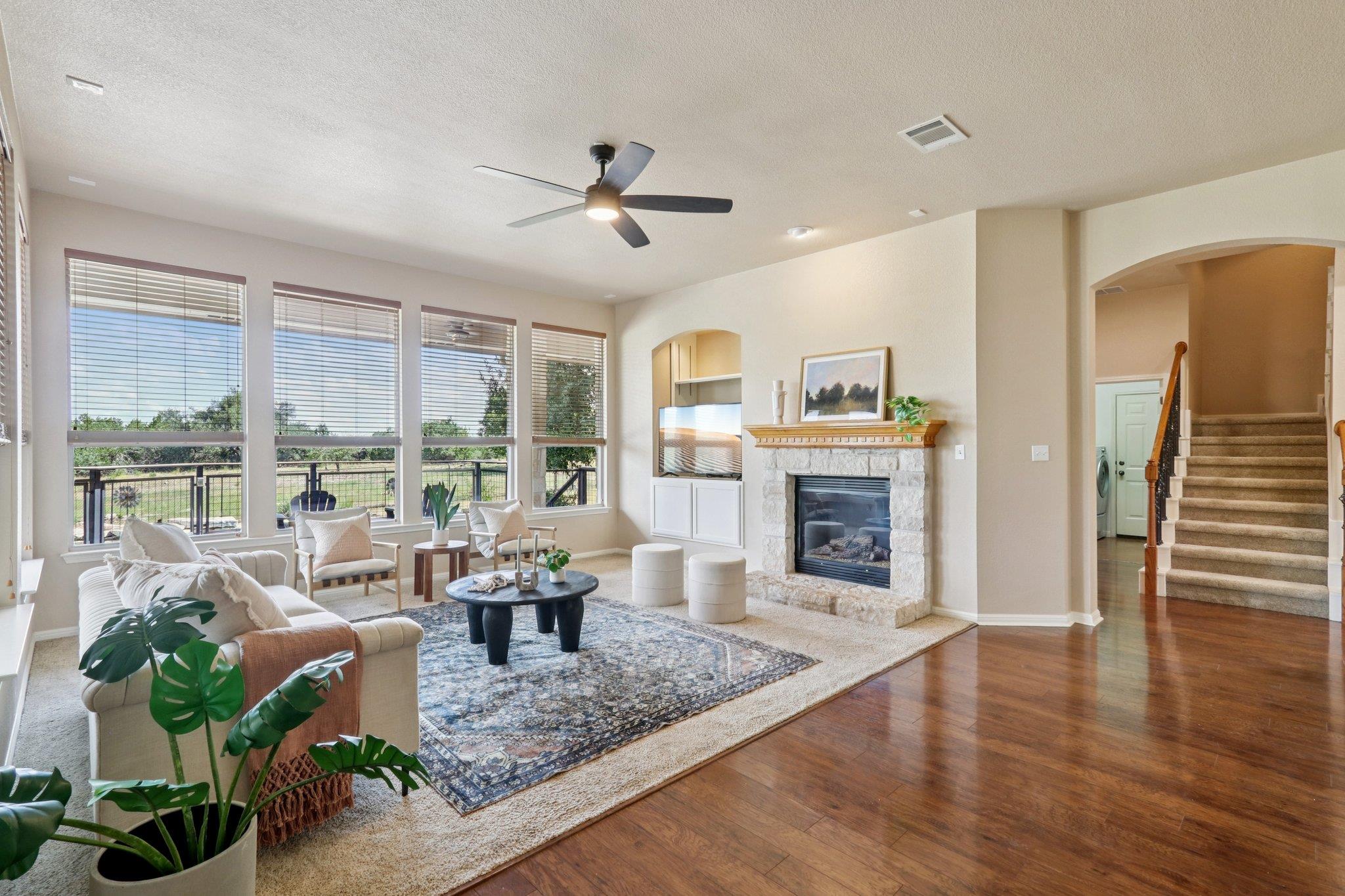 816 Drifting Wind Run, Dripping Springs, TX 78620