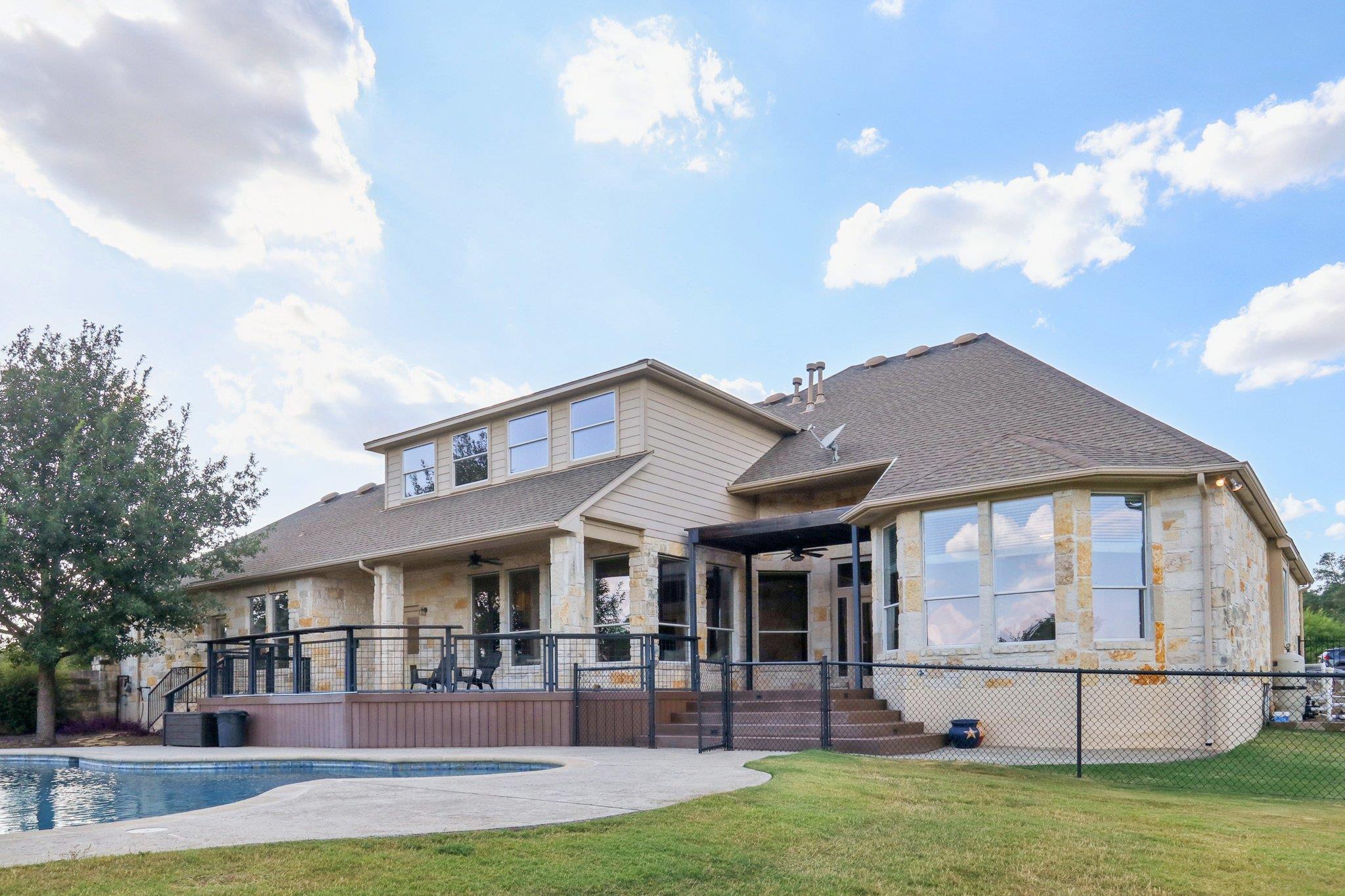 816 Drifting Wind Run, Dripping Springs, TX 78620