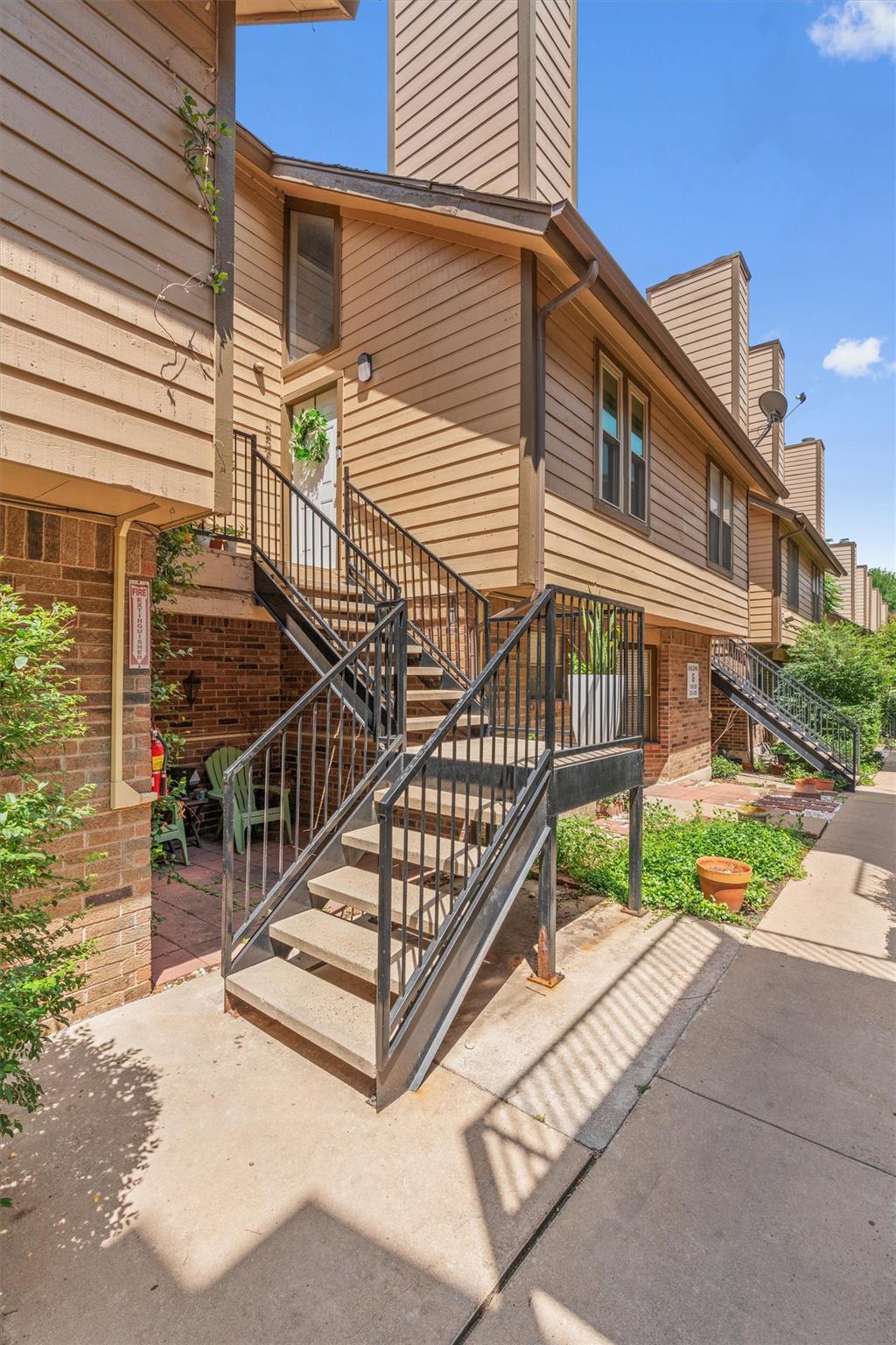5608 Cougar Dr # 226, Austin, TX 78745