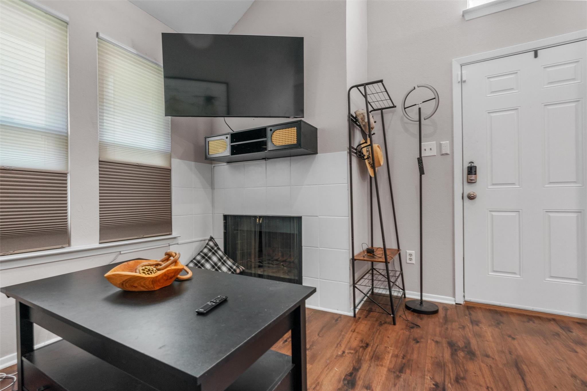 5608 Cougar Dr # 226, Austin, TX 78745