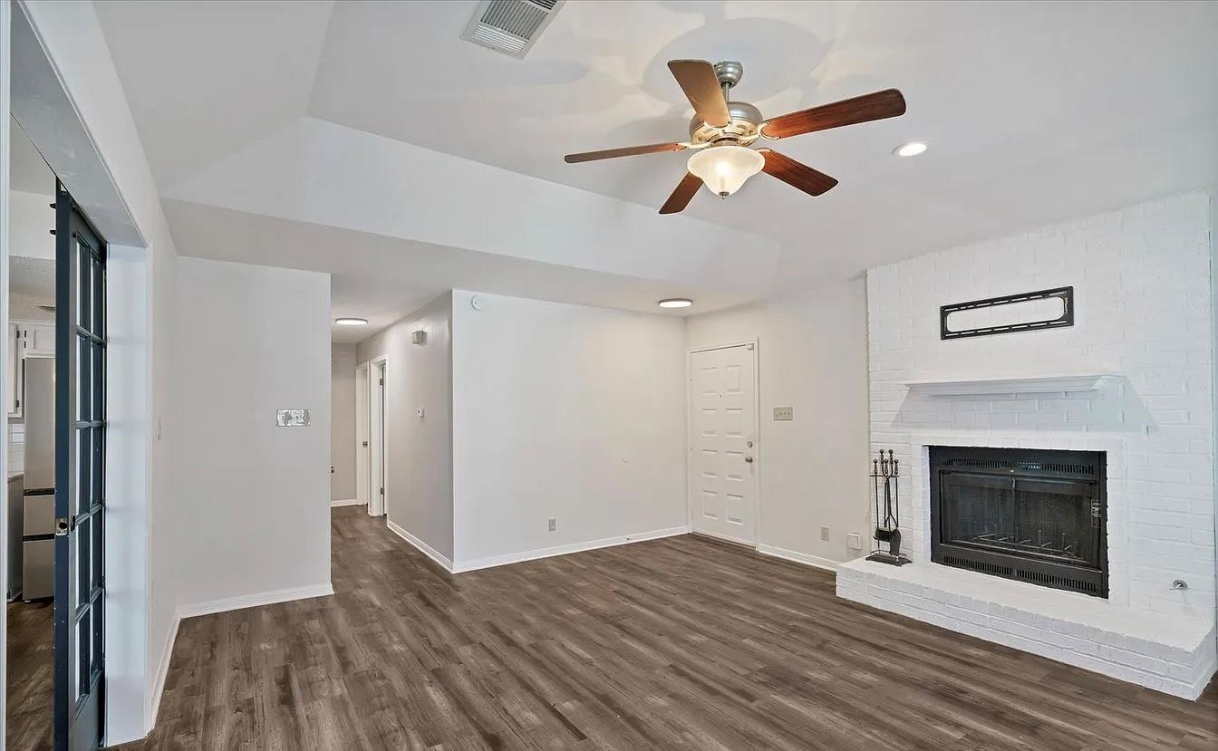 1709 Greenlawn Blvd, Round Rock, TX 78664