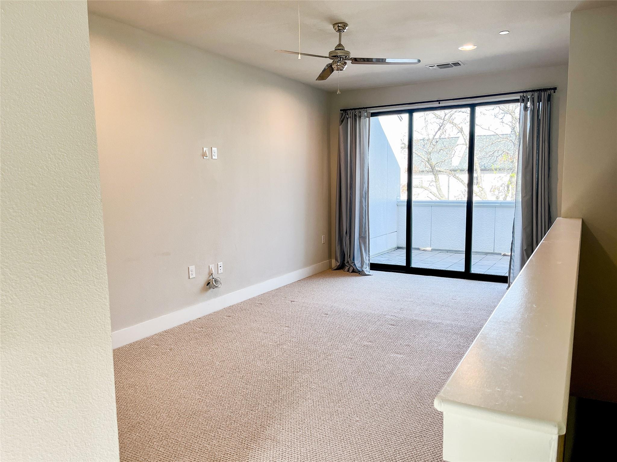 1411 Town Creek Dr # 10, Austin, TX 78741