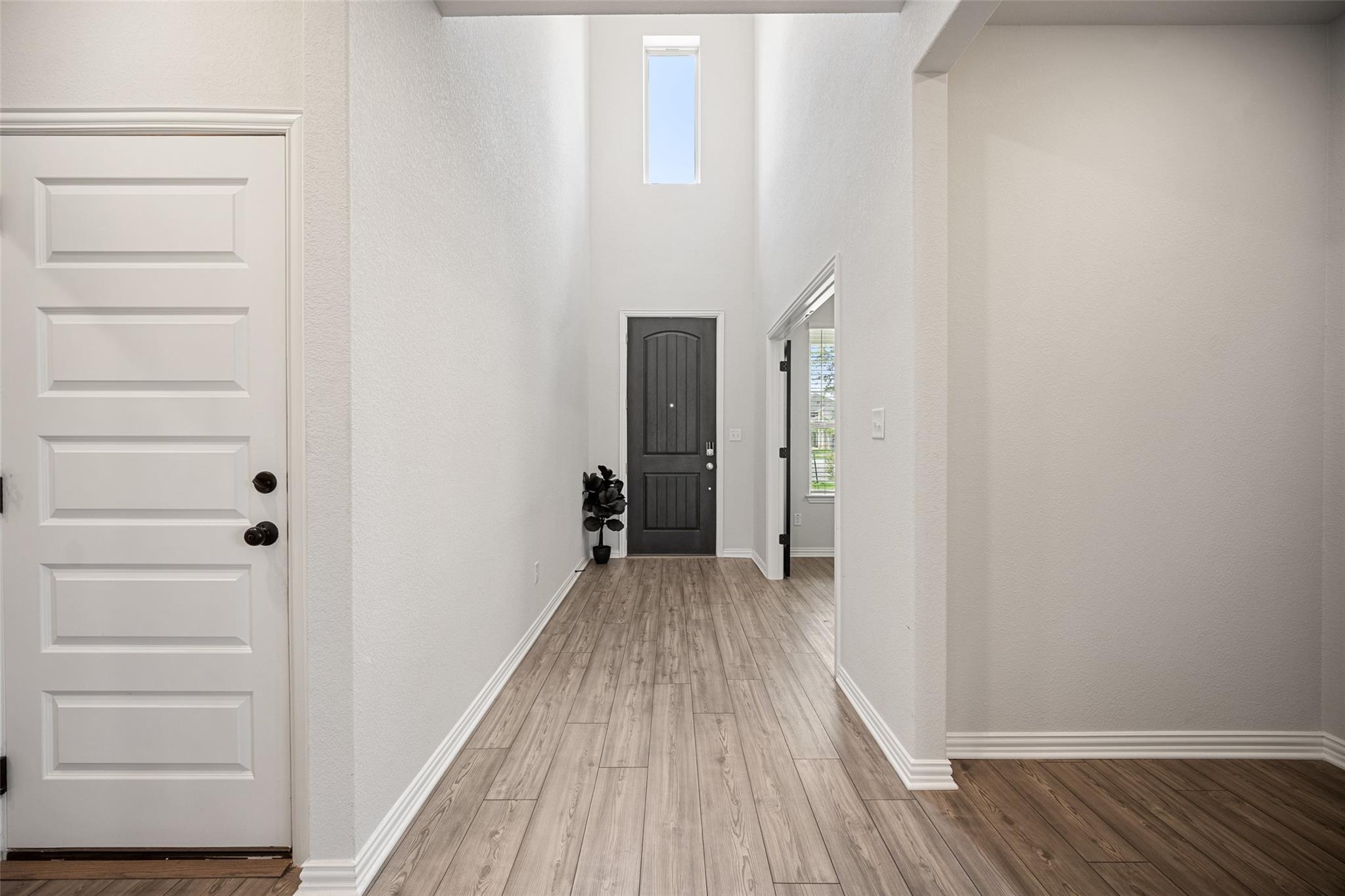 265 Fawn River Run, Kyle, TX 78640