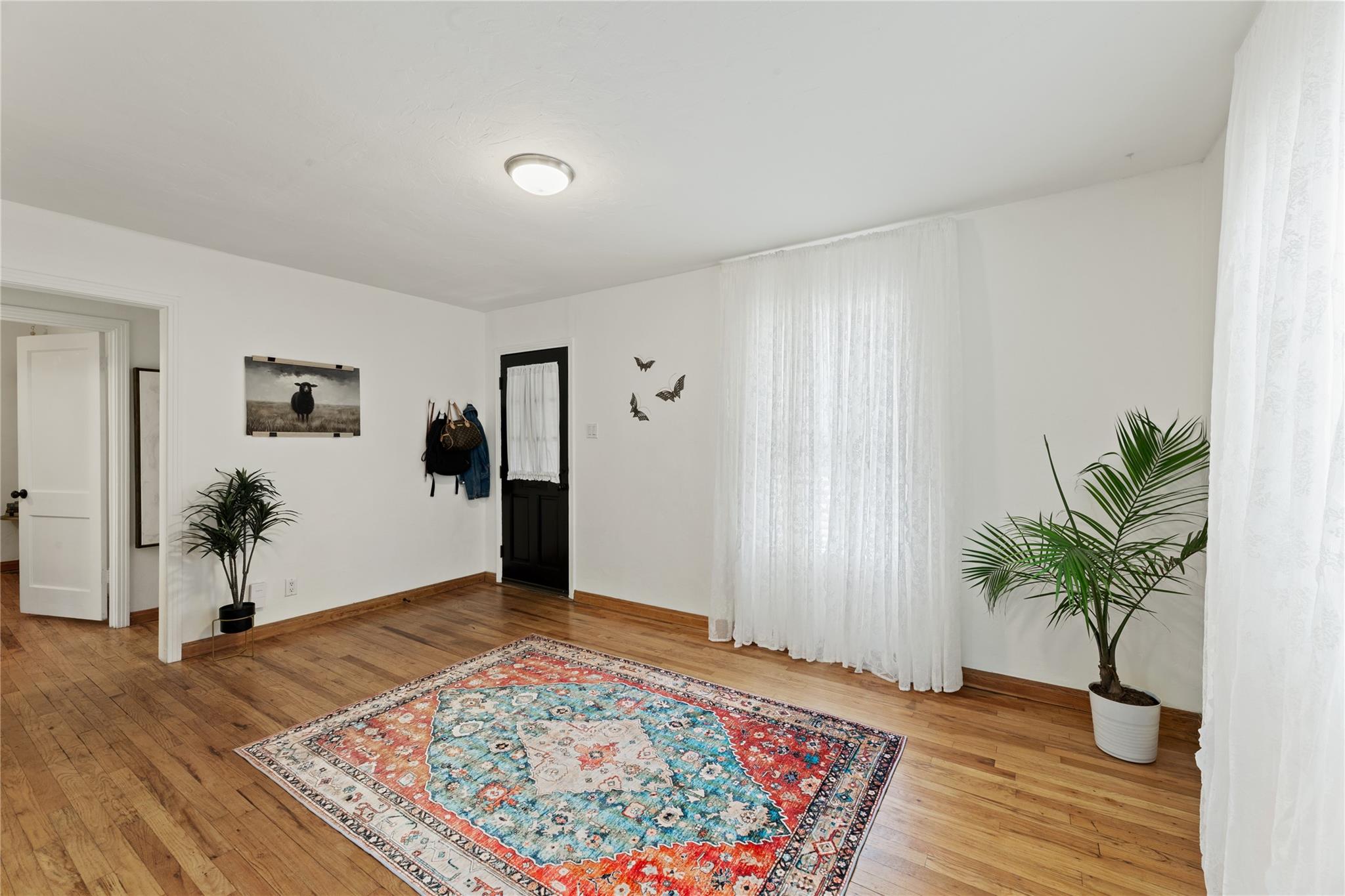 1303 Walnut Ave, Austin, TX 78702