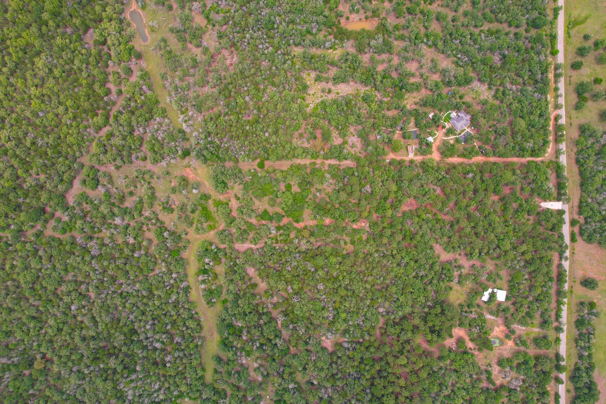 492 S Old Potato Rd, Paige, TX 78659