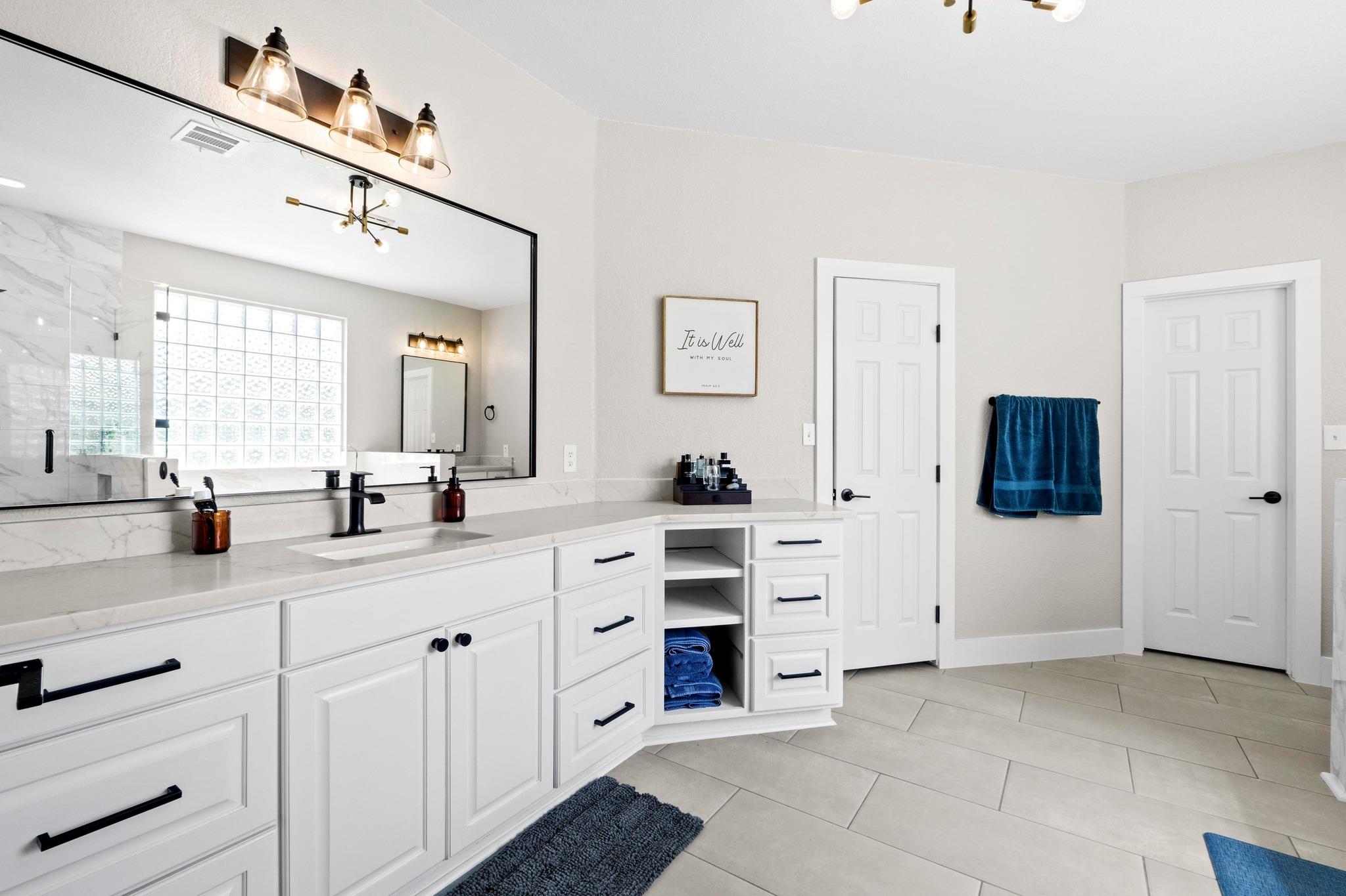 104 Hazeltine Dr, Georgetown, TX 78628