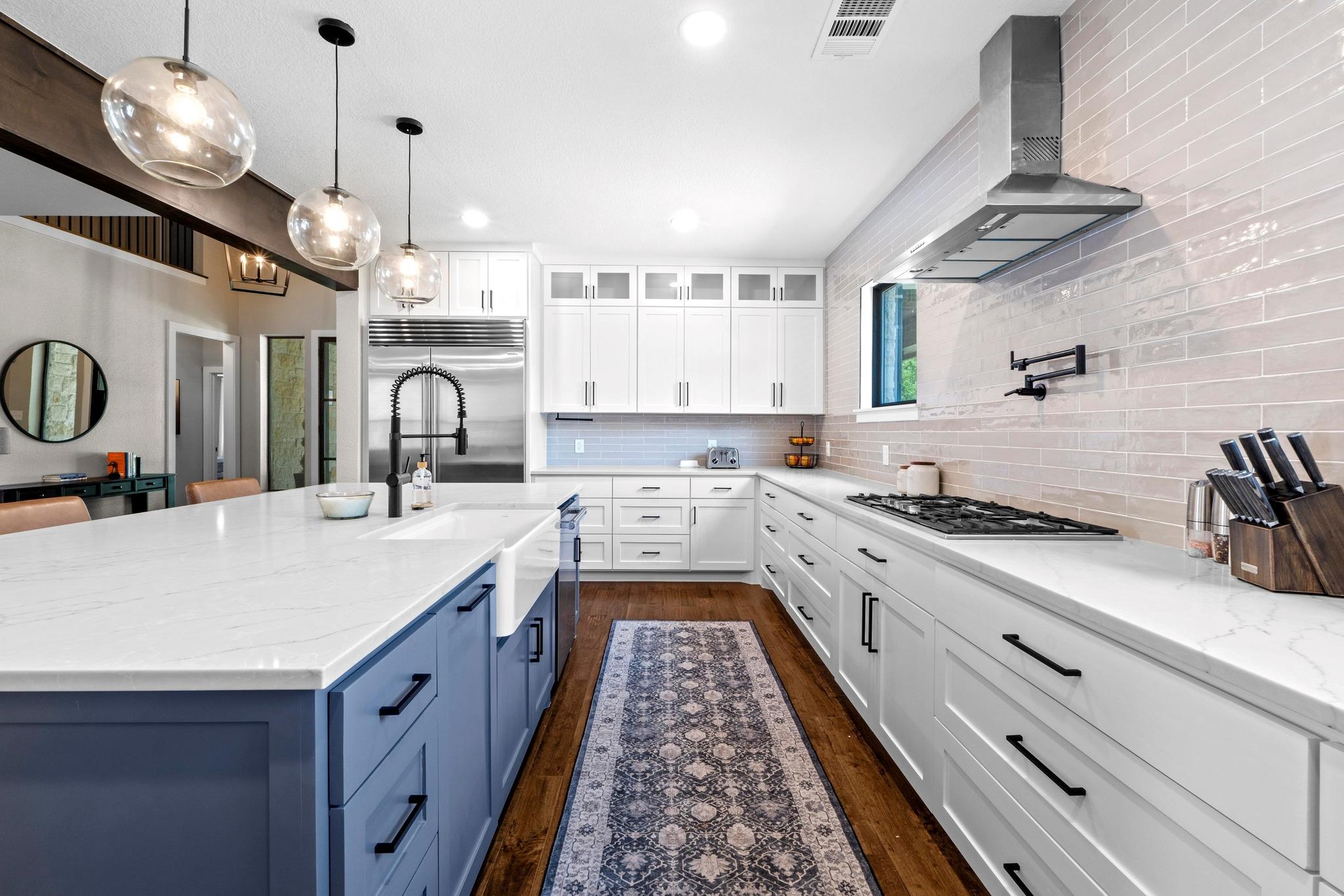 104 Hazeltine Dr, Georgetown, TX 78628
