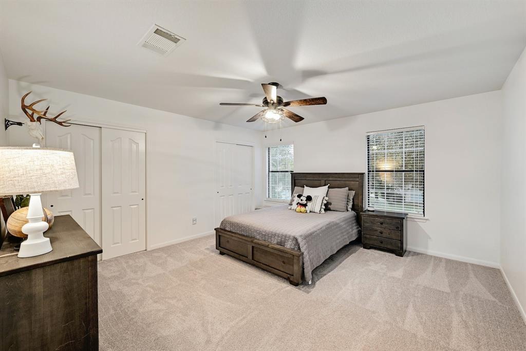 104 Hazeltine Dr, Georgetown, TX 78628
