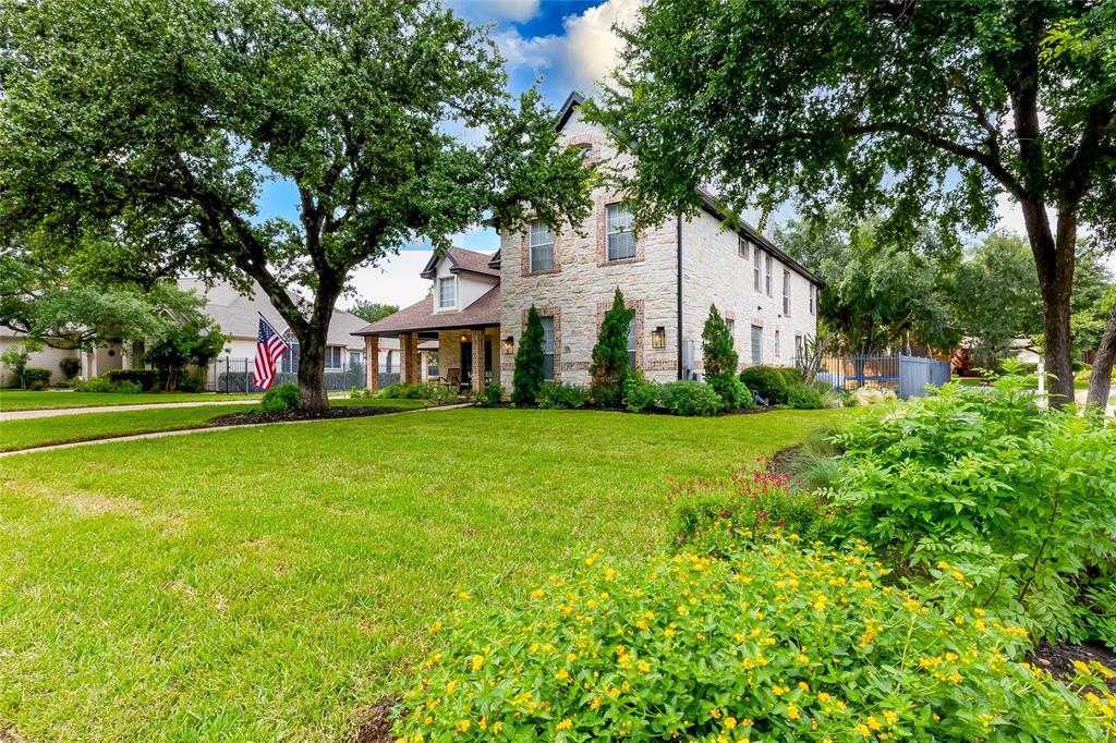 104 Hazeltine Dr, Georgetown, TX 78628