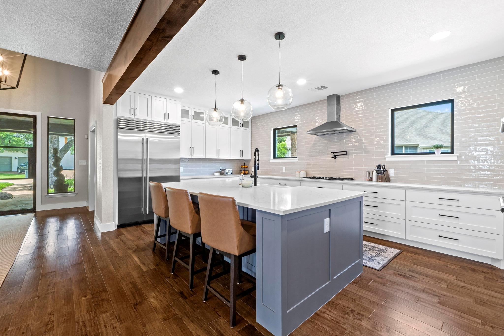 104 Hazeltine Dr, Georgetown, TX 78628