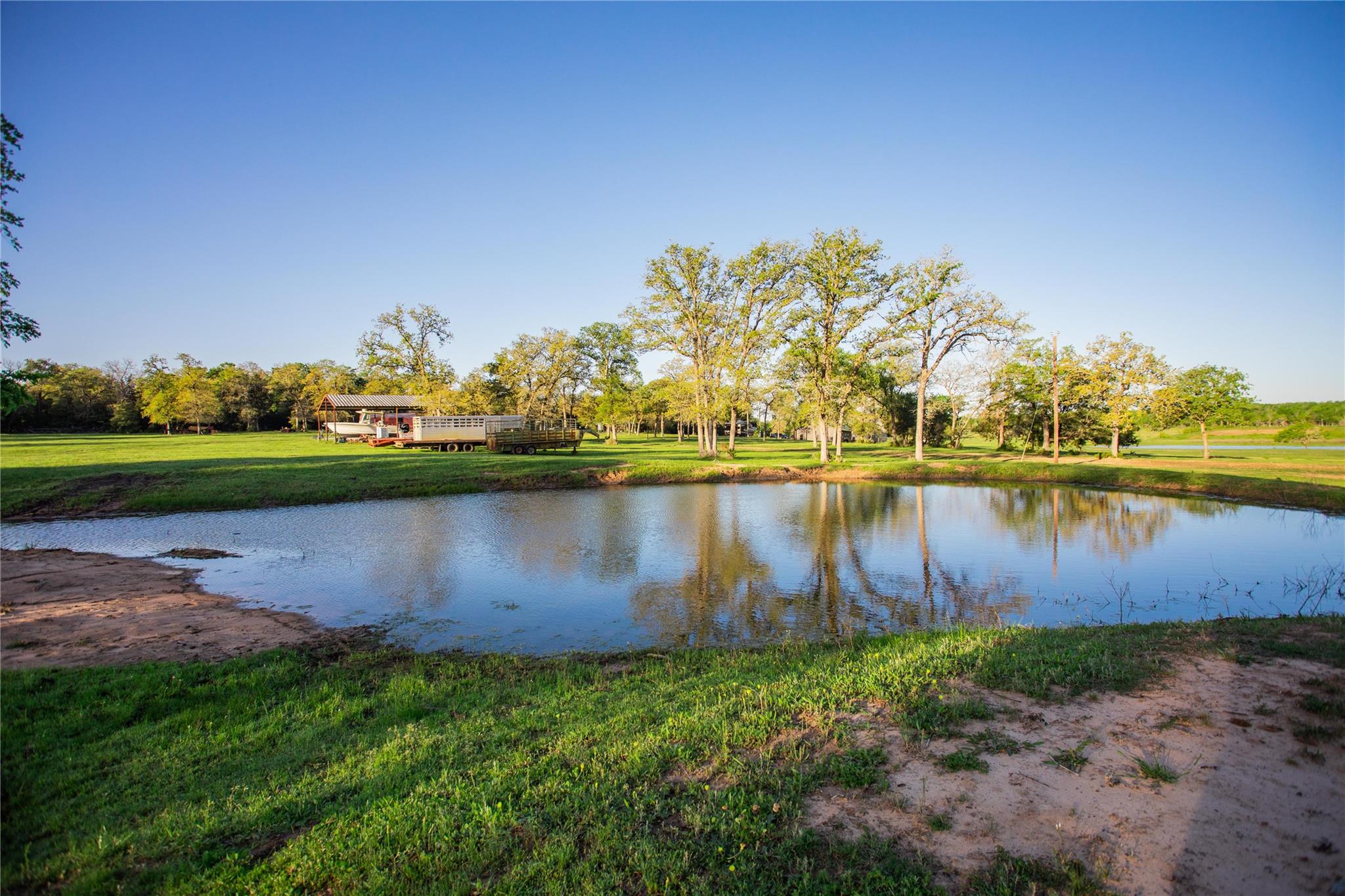 278 Cstern Rd, Rosanky, TX 78953