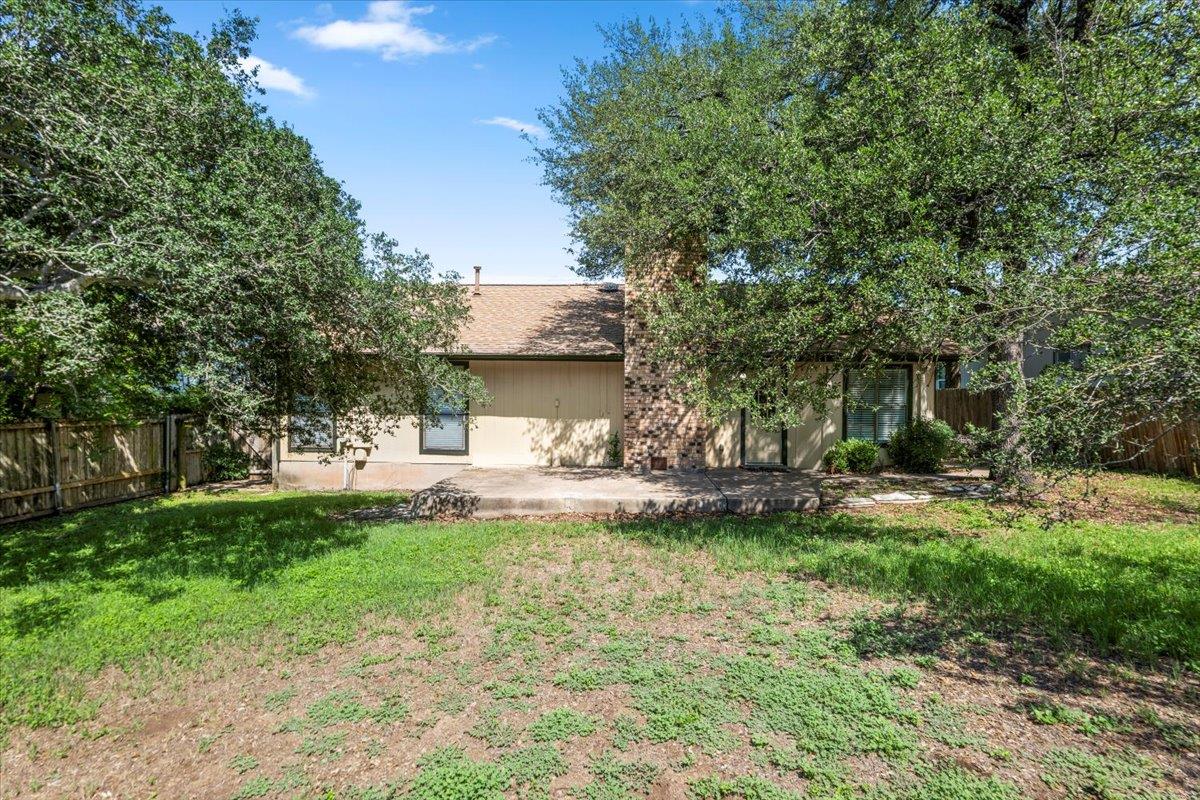 12103 Wycliff Ln, Austin, TX 78727