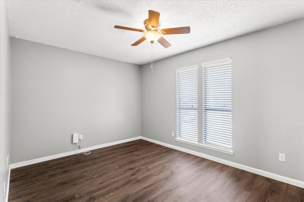 12103 Wycliff Ln, Austin, TX 78727