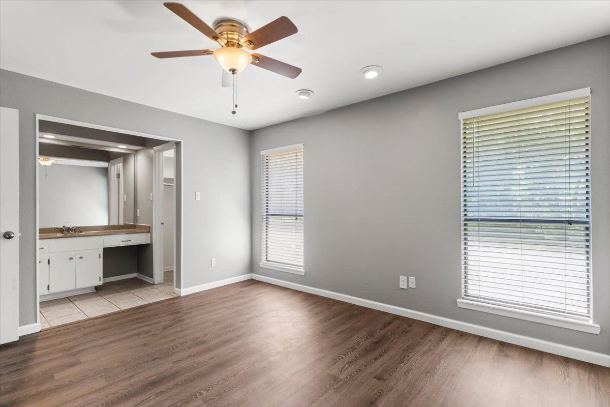 12103 Wycliff Ln, Austin, TX 78727