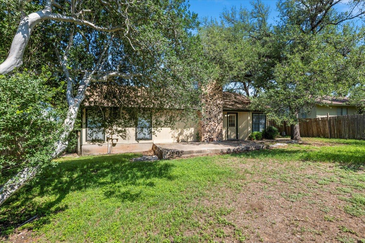 12103 Wycliff Ln, Austin, TX 78727
