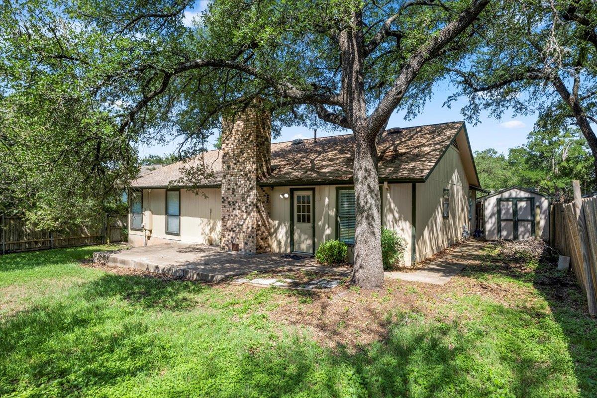 12103 Wycliff Ln, Austin, TX 78727