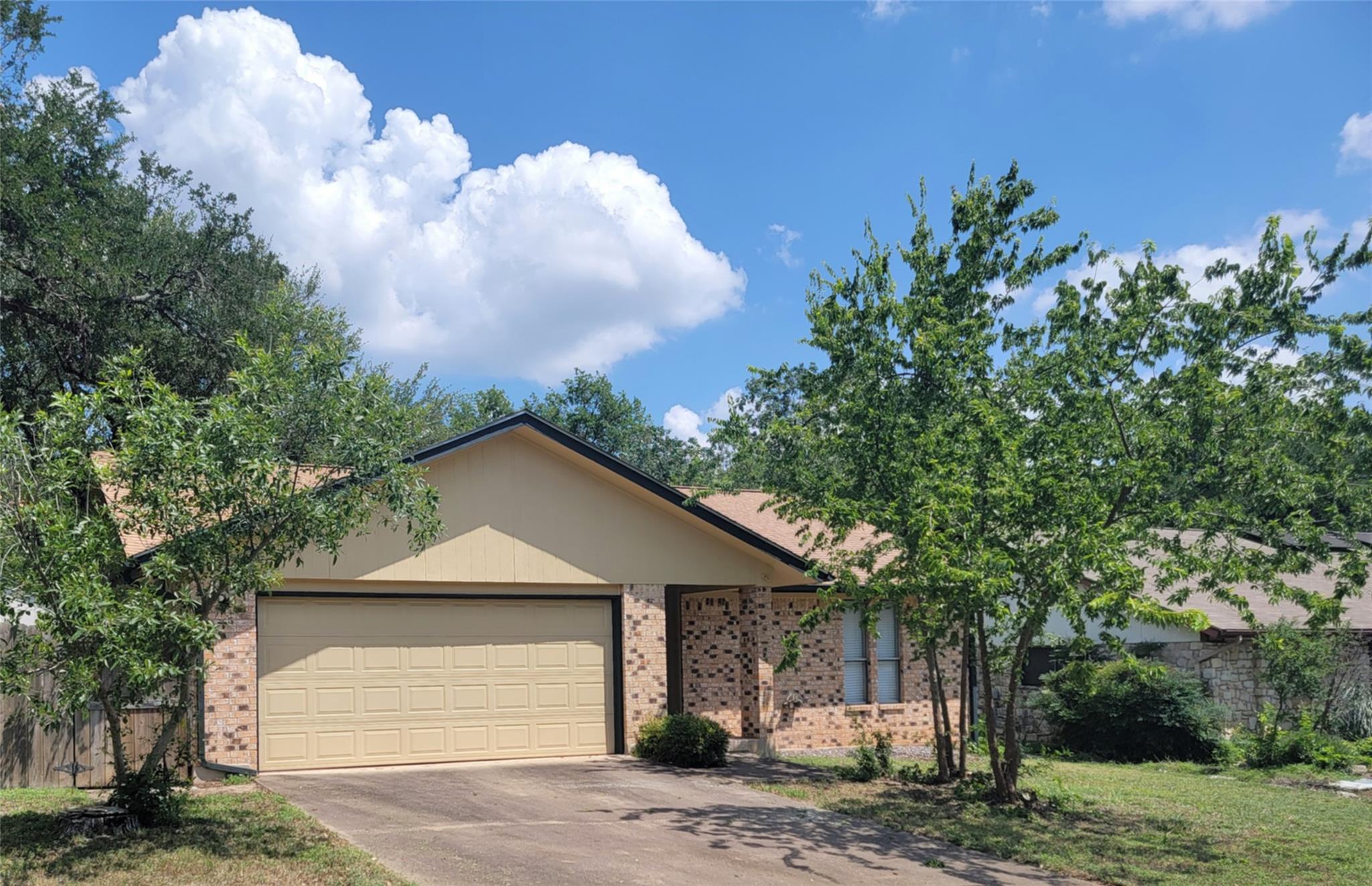 12103 Wycliff Ln, Austin, TX 78727