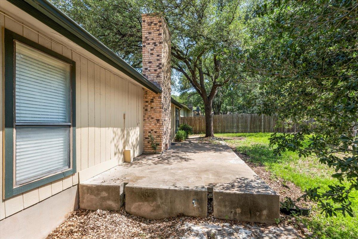 12103 Wycliff Ln, Austin, TX 78727