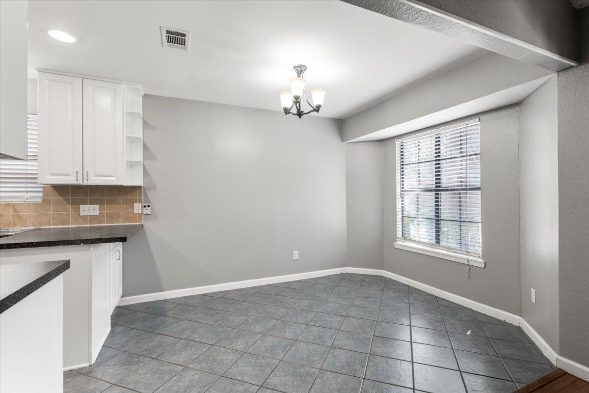 12103 Wycliff Ln, Austin, TX 78727