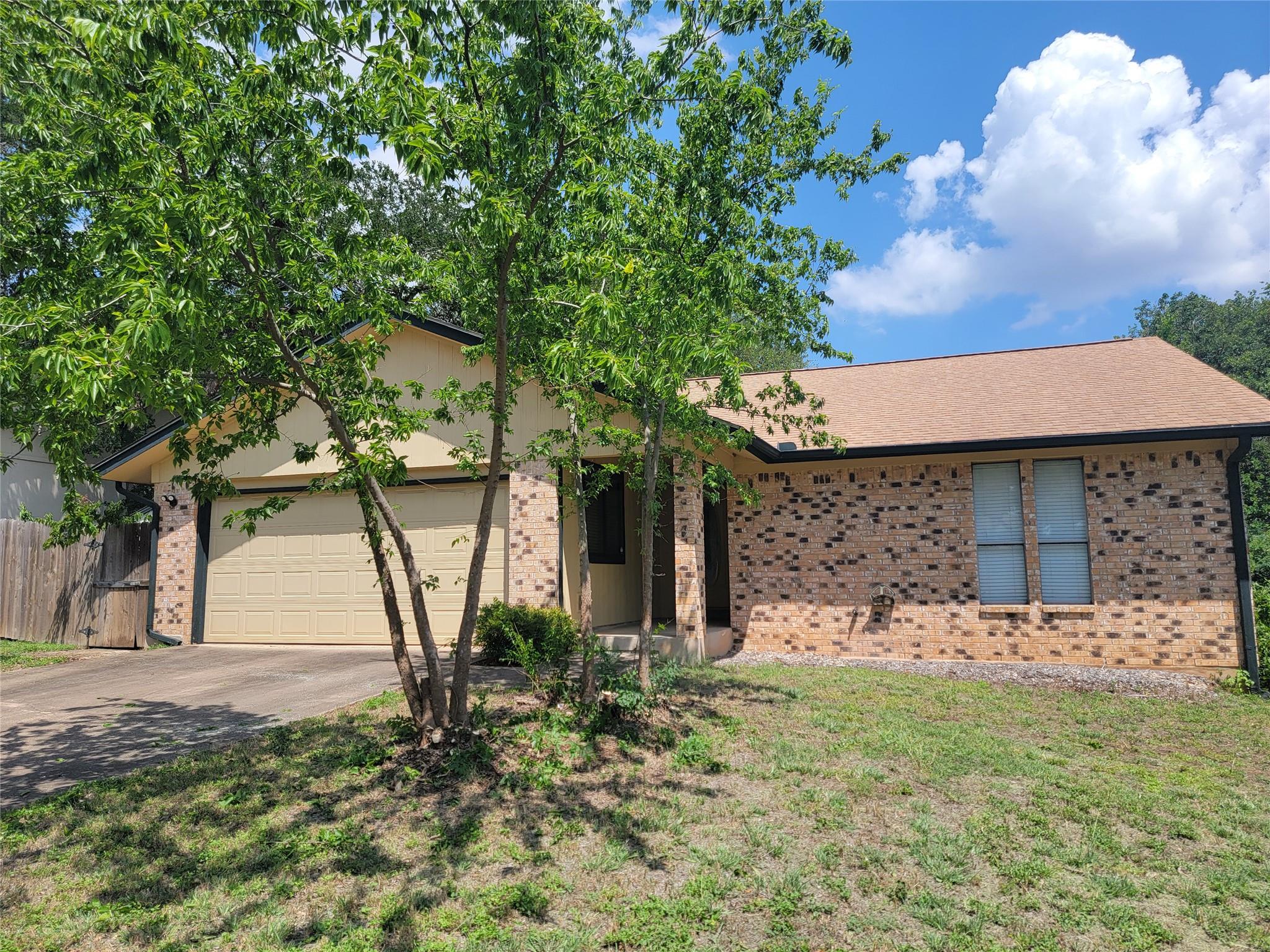 12103 Wycliff Ln, Austin, TX 78727