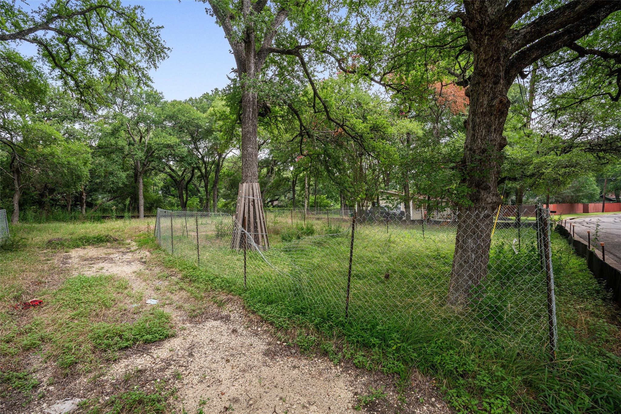 3928 E 16 St, Austin, TX 78721