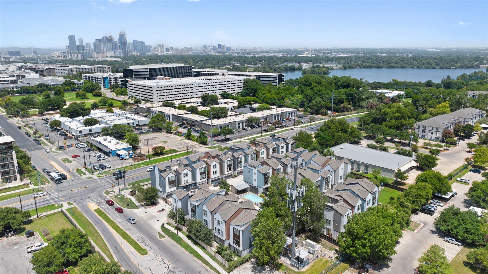 1413 Waterloo Shore Ln # 12, Austin, TX 78741