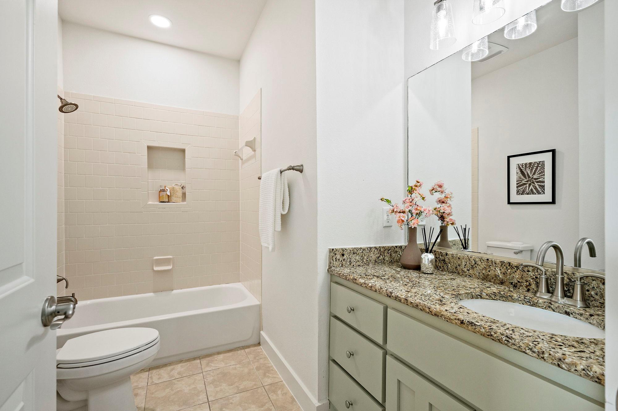 4048 Berkman Dr, Austin, TX 78723