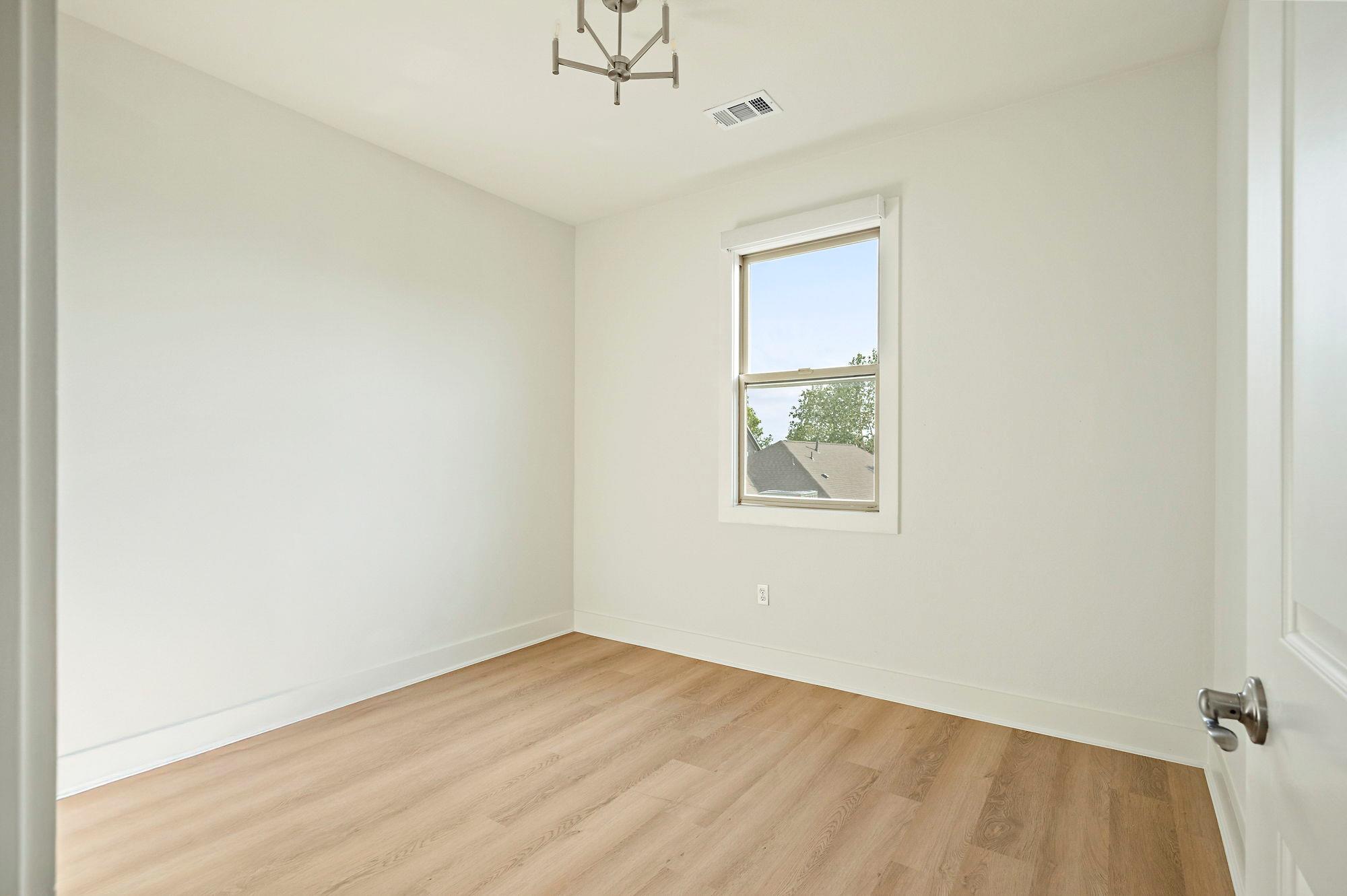 4048 Berkman Dr, Austin, TX 78723