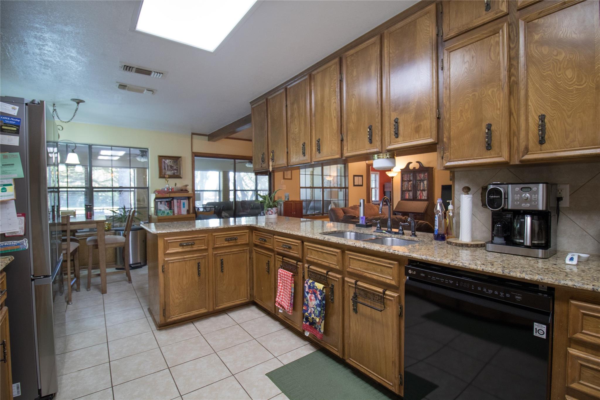 221 County Road 4748, Kempner, TX 76539