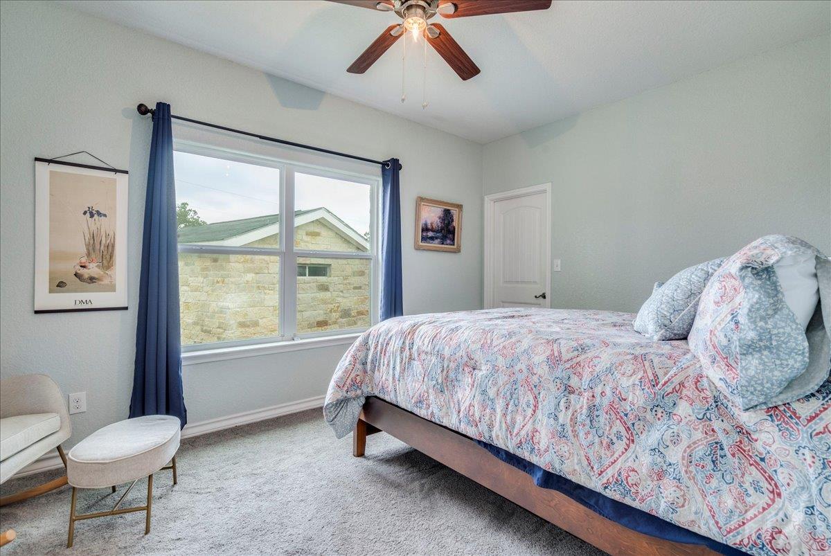 1033 Castleway Rd, New Braunfels, TX 78132