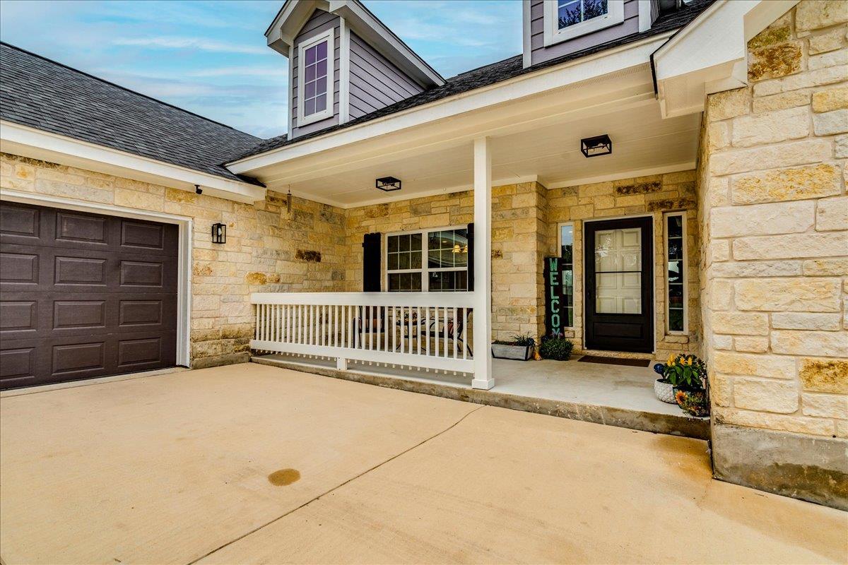 1033 Castleway Rd, New Braunfels, TX 78132