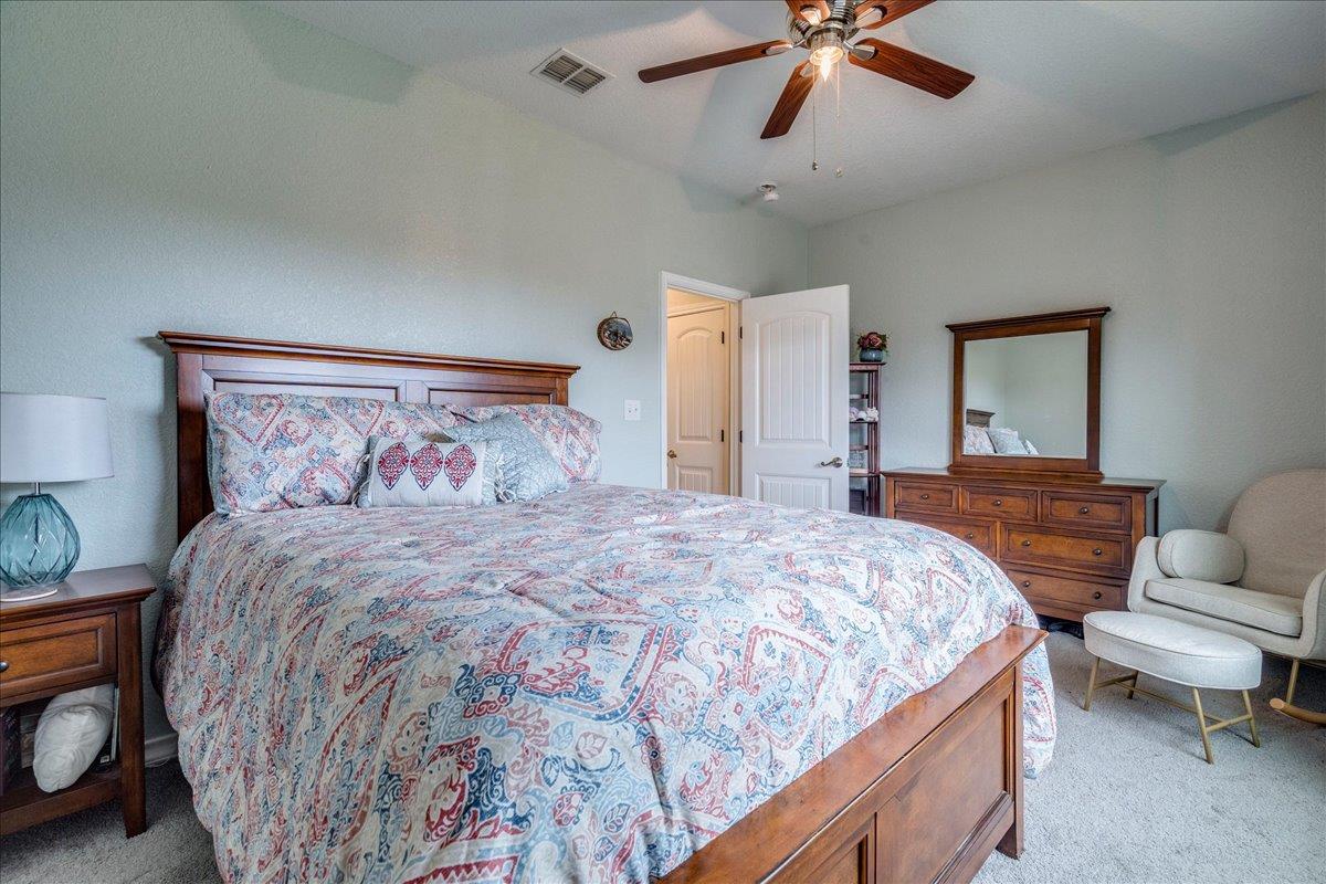 1033 Castleway Rd, New Braunfels, TX 78132