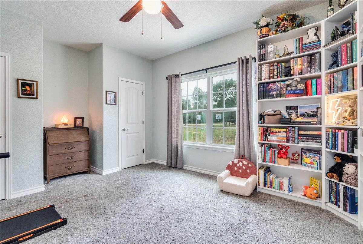 1033 Castleway Rd, New Braunfels, TX 78132