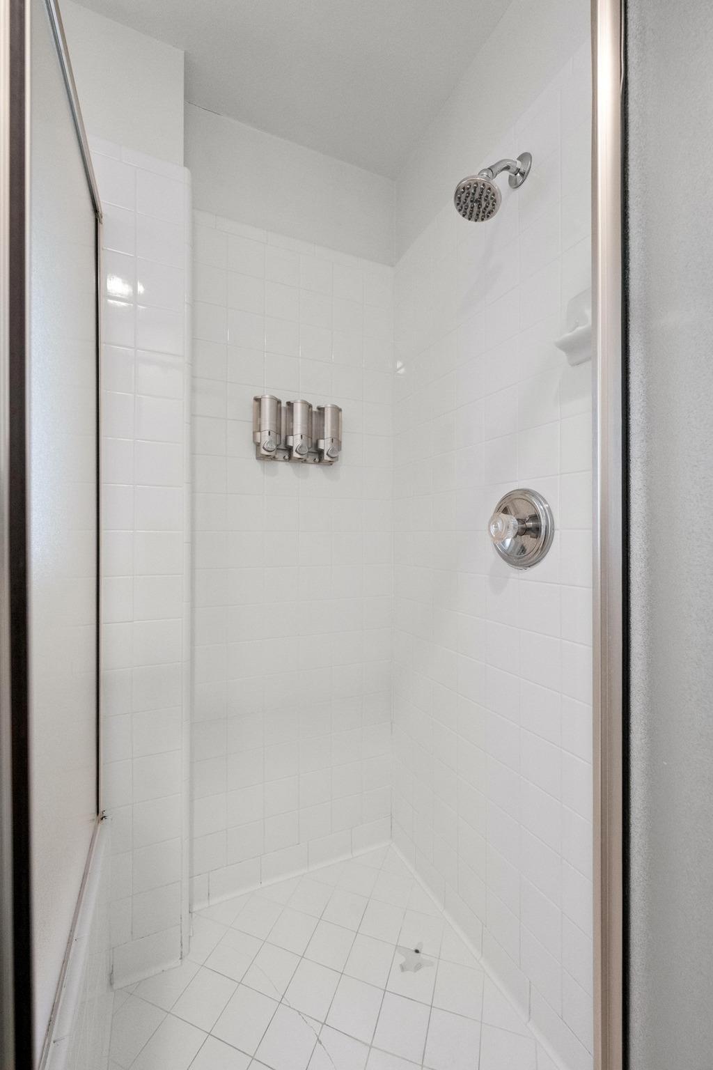 1200 BAYLOR St # 403, Austin, TX 78703